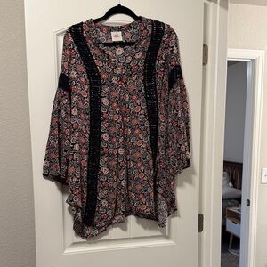 Knox Rose Black and Pink Floral Blouse